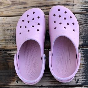 Light pink crocs